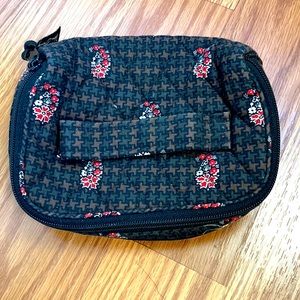 Vera Bradley jewelry case! Houndstooth Brown (retired)
